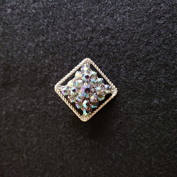 Square “Diamond” and Silver Pin - Picture 2 of 5